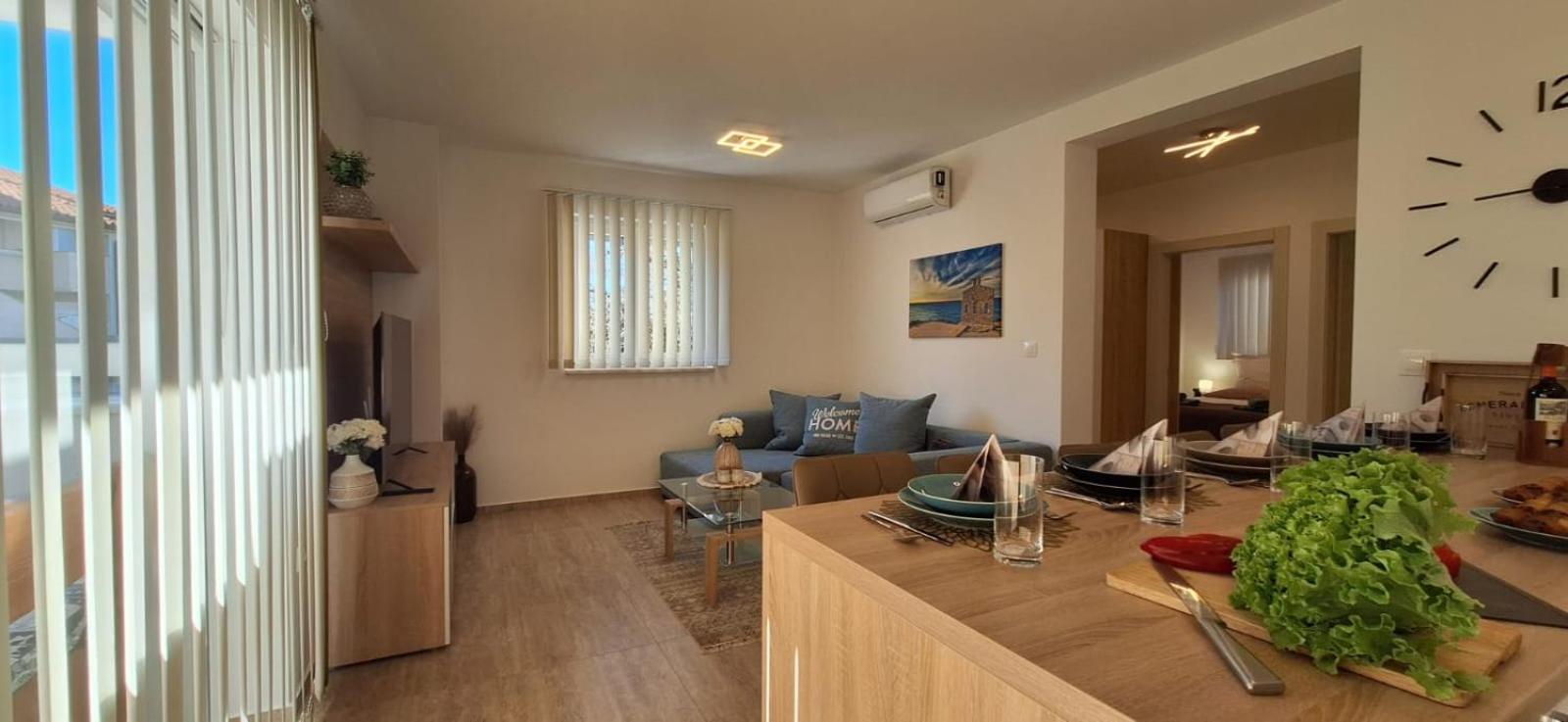 Kata'S Apartment'S เมดูลิน ภายนอก รูปภาพ