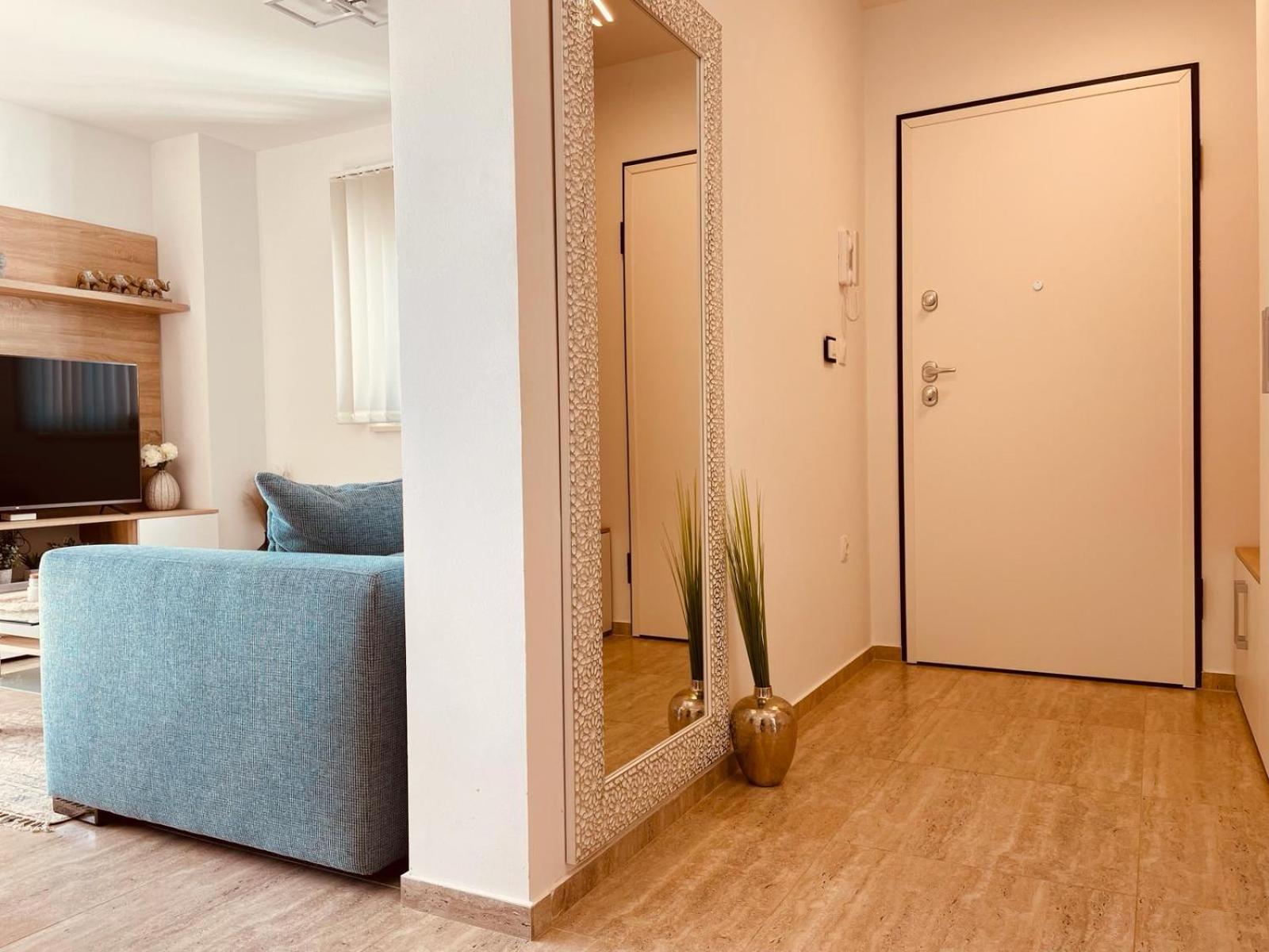 Kata'S Apartment'S เมดูลิน ภายนอก รูปภาพ
